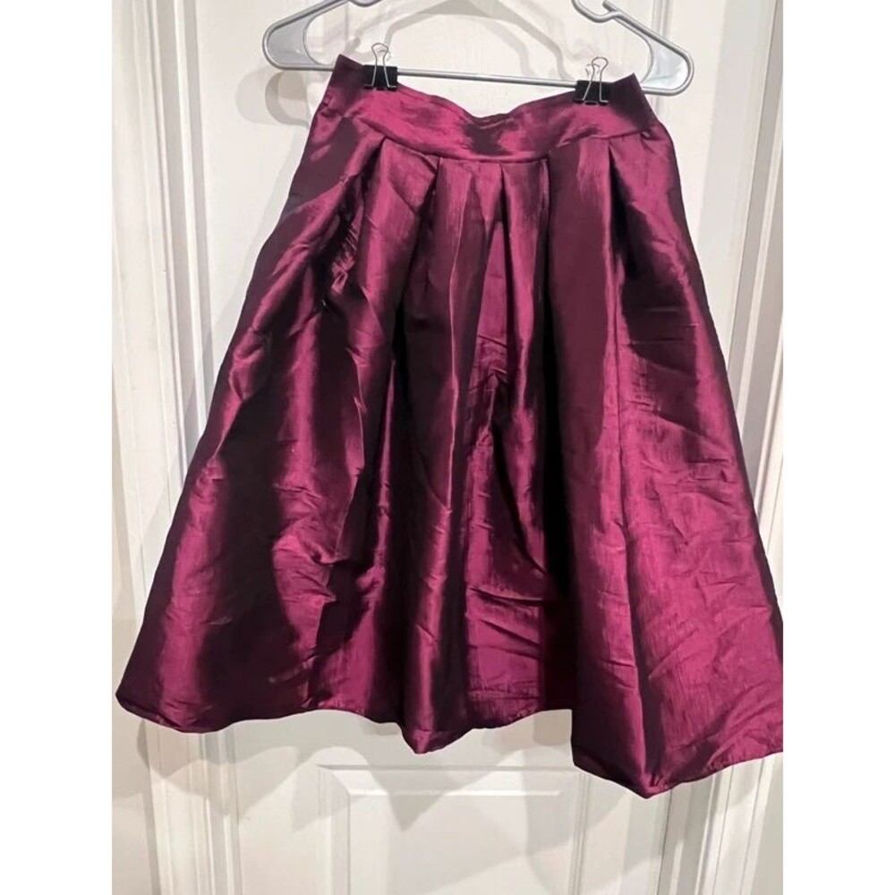 Cemi Ceri Women’s Burgundy Pleated Full Skirt Shiny Taffeta Look Size Medium